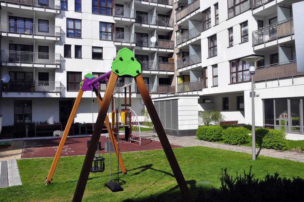 Prudentia Apartments Wola Varşovia Exterior foto